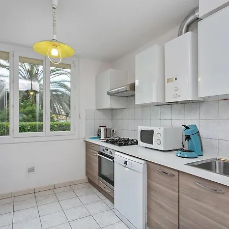 Superbe T2+parking,proche Centre Ville & Plages Apartment *